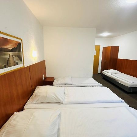 Hotel Zentrum Hannover Bagian luar foto