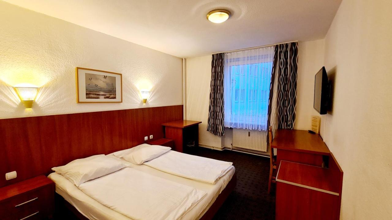 Hotel Zentrum Hannover Bagian luar foto