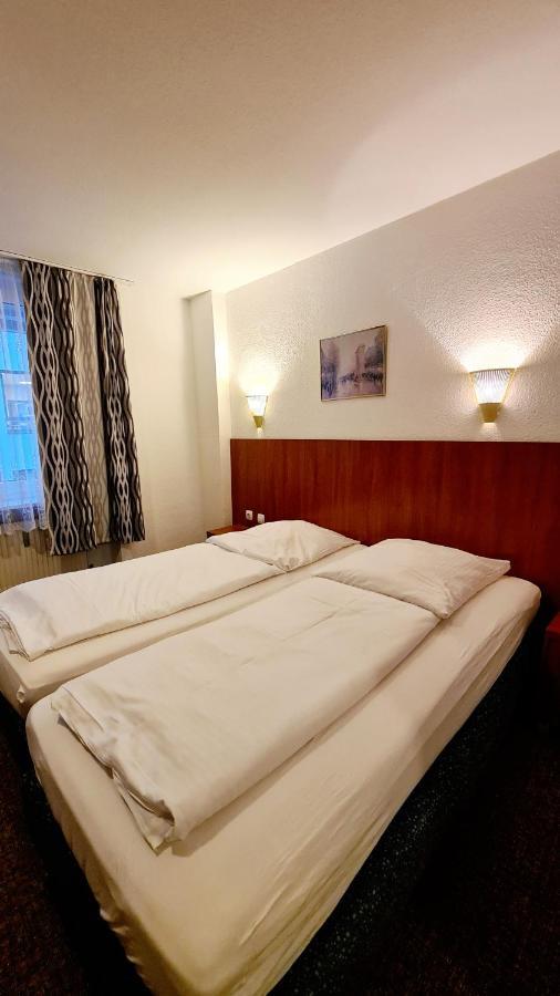 Hotel Zentrum Hannover Bagian luar foto