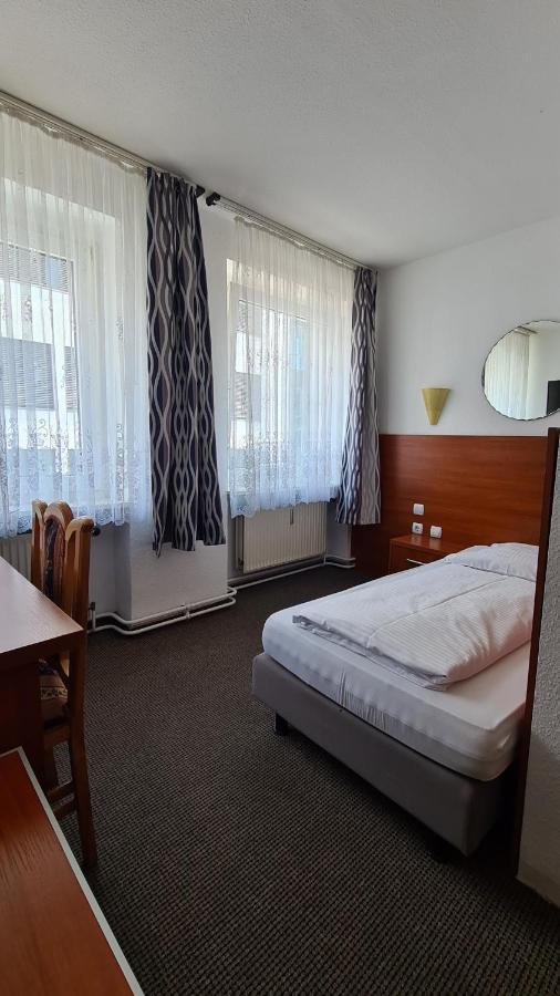 Hotel Zentrum Hannover Bagian luar foto