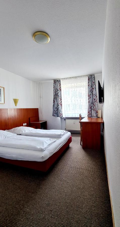 Hotel Zentrum Hannover Bagian luar foto